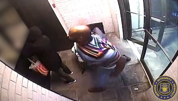 Tammel Esco - Man Punches, Stomps, and Racially Insults Asian Women on CCTV Footage